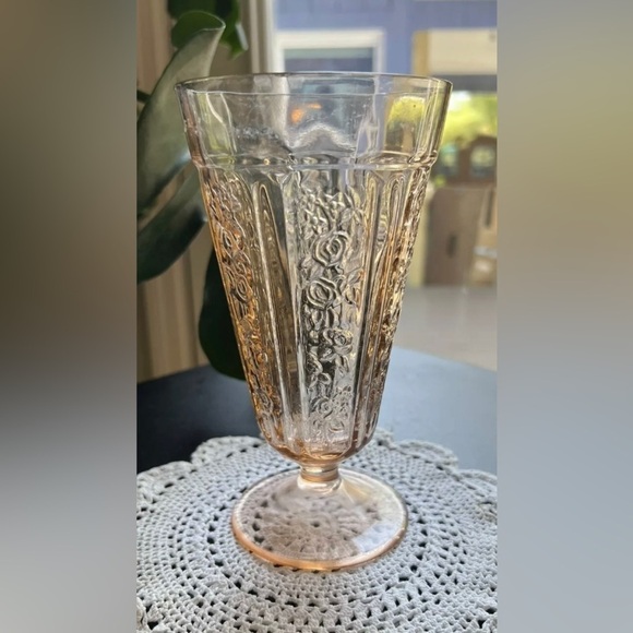 Vintage Sharon Cabbage Rose Pink Ice Tea Depression Glass 6 3/4" 15 Oz Tumbler - Picture 1 of 3